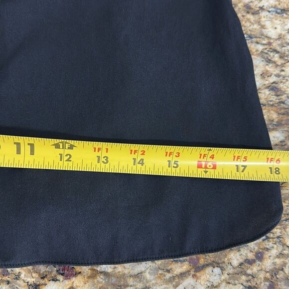 Theory Black Sleeveless Button Down Shirt - Picture 11 of 11